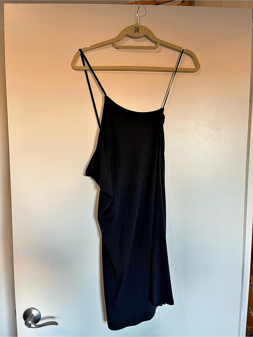 Abercrombie one Shoulder Ribbed Dress in Black Size Large NWT